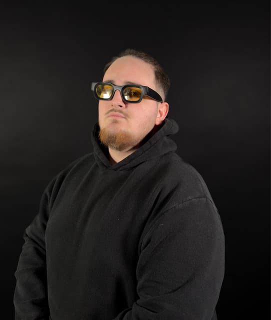 PETRO RIEL